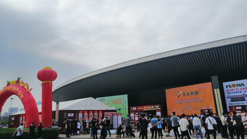 景区指示牌设计：如何兼顾美观与实用性